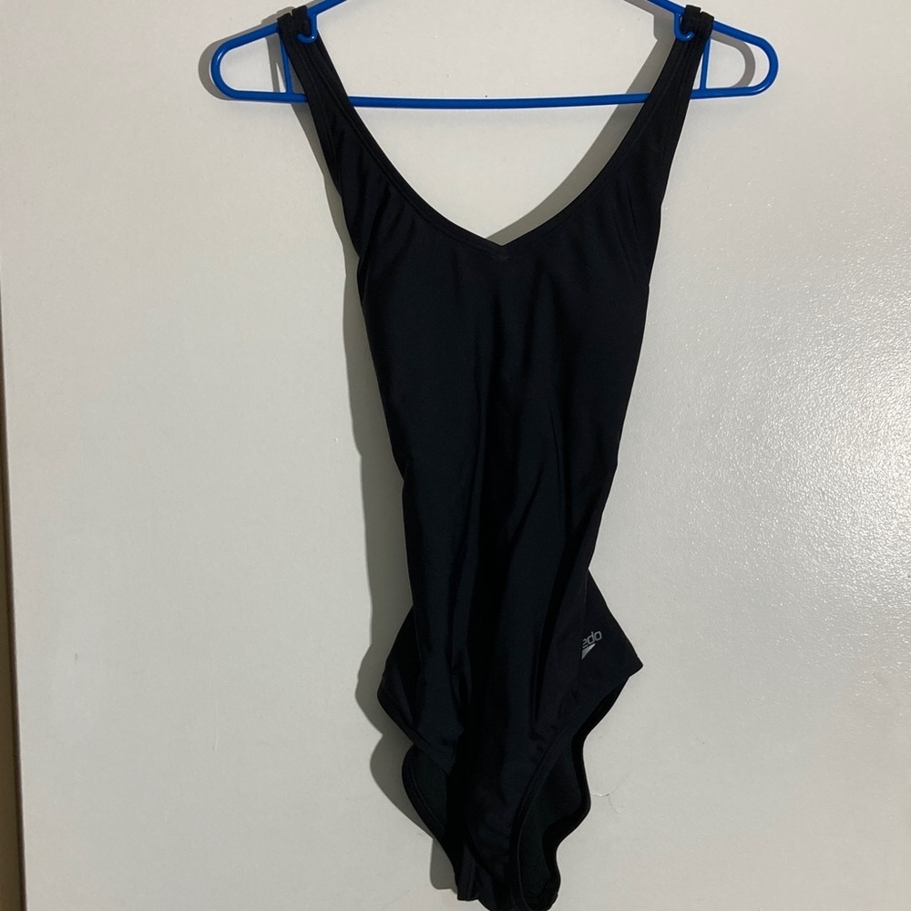 Speedo One Peice Bathing Suit With Cross Crossstraps 6